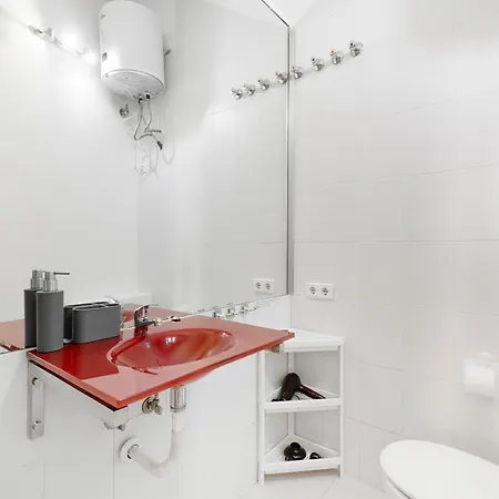Zona's Luxury
